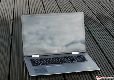 Il Dell Inspiron 17-7786 al sole