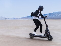 Il Segway KickScooter GT2P ha una velocità massima di 70 km/h (~43 mph). (Fonte: Segway)