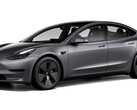 Questa Model 3 color argento è stata offerta gratuitamente per incrementare le vendite in Cina (immagine: Tesla)