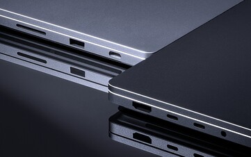 Le due opzioni di colore sono Platinum (a sinistra) e Nightfall (a destra).