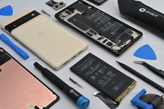 iFixit ha considerato il Pixel 6 Pro un &quot;sacco misto&quot; per la riparabilità. (Fonte: iFixit)