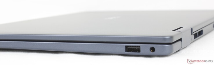 A destra: USB-A 3.2 Gen. 1, cuffie da 3,5 mm