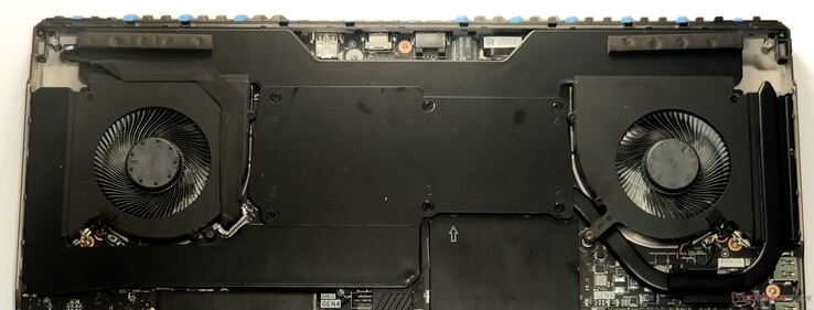 Il Titan 18 HX AI utilizza una camera di vapore al posto delle heatpipes