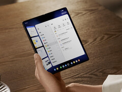 Vivo X Fold6 potrebbe essere più piccolo del modello X Fold5 qui raffigurato.