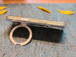 custodia Ostand Spin a 360° per iPhone 17