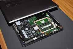 Lenovo IdeaPad Vibe: componenti interni aggiornabili.