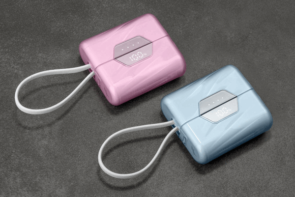 Il caricabatterie portatile Nimble Sharepower è disponibile in due colori in edizione limitata (nella foto).