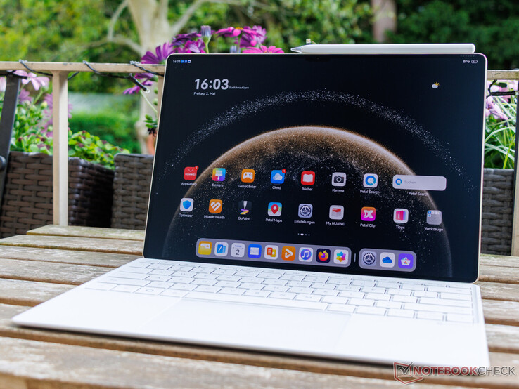 Un'immagine del Huawei MatePad 13.2 (2025) come riferimento. (Fonte: Notebookcheck)