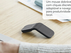 Il Logitech Mobi Fold in uno dei tre colori di lancio.