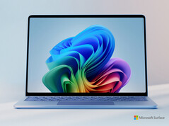 Non è chiaro se il Surface Laptop 7 più piccolo sarà dotato anche del modello X1E-80-100 o del modello X1E-78-100. (Fonte immagine: Microsoft)