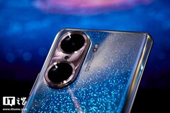 Il Honor 60 è un&#039;alternativa più economica al Honor 60 Pro con parti della serie Honor 50. (Fonte dell&#039;immagine: ITHome)