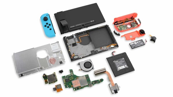 Nintendo non fornisce guide ufficiali per la riparazione né parti di ricambio per lo Switch. (Fonte: iFixit)