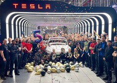 Tesla Giga Berlin in Germania festeggia il 500.000° SUV Model Y (Fonte: Tesla)