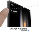 Vivo punta molto sull'ecosistema Apple con l'X Fold5 (fonte: Vivo)