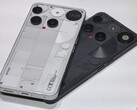 Nothing Phone 3 presenta una configurazione asimmetrica della fotocamera (Fonte: Notebookcheck)