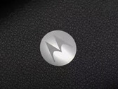 L'Edge 50 Pro si basa sul design del suo predecessore con un alloggiamento della fotocamera più grande ma più sottile. (Fonte: Motorola)