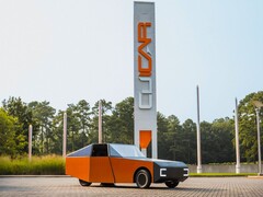 Il veicolo elettrico Deep Orange 17 alimentato a energia solare dell’Università di Clemson