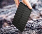 Il Core Power Bank S è sottile quasi quanto l’iPhone Air di Apple.