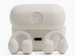 Le Sennheiser Accentum Clip garantiscono fino a 9 ore di autonomia, che diventano 36 ore con la custodia di ricarica.