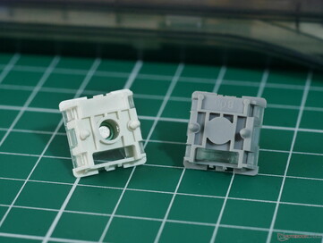 Gli interruttori Wooting Lekker sono stati posizionati all'esterno della valigetta.