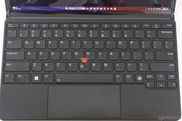 È stato incluso il TrackPoint, che in precedenza mancava sulla tastiera del ThinkPad X1 Fold 13