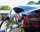 Stazioni di ricarica per auto elettriche obbligatorie per tutte le nuove case britanniche