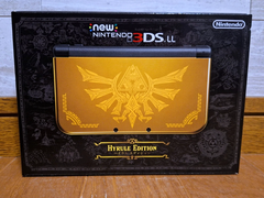 Una console 'New Nintendo 3DS LL Hyrule Edition' attualmente quotata a quasi 1.000 dollari su eBay (fonte immagine: eBay)