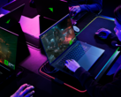 Razer Blade 16 offre opzioni di display mini-LED a doppia modalità. (Fonte: Razer)