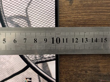 InfinityEdge è ancora più sottile quest'anno e con un consumo energetico OLED ridotto del 33%