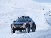 Una versione truccata dell'Ariya EV di Nissan viene utilizzata in una spedizione tra i ghiacci da Polo a Polo. (Fonte: NIssan)