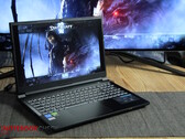 Recensione del computer portatile Medion Erazer Crawler E40: Un gamer economico con buone prestazioni RTX 4050