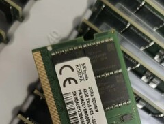 I primi moduli DDR5-5600 da 48 GB avvistati in Cina (Fonte: ITHome)