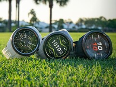 Lo smartwatch Approach S70 di Garmin (nella foto) sta ricevendo la versione software 25.11. (Fonte: Garmin)