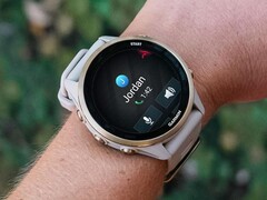 Garmin ha confermato di aver risolto un problema di connettività dello smartwatch (Forerunner 970 nella foto). (Fonte: Garmin)