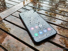 Samsung ha aggiornato diversi smartphone di fascia media a Android 13 finora, a differenza di molti altri concorrenti. (Fonte: NotebookCheck)