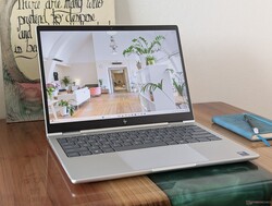 L'EliteBook 8 Flip G1i 13 è un solido portatile convertibile