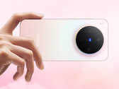 Vivo X300 e il suo design circolare della fotocamera