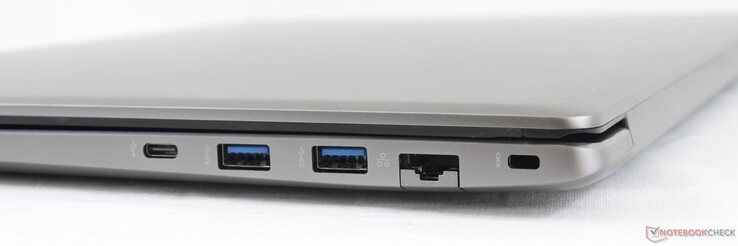 A destra: supporto USB-C w/ DisplayPort, 2x USB-A 3.1, Gigabit Ethernet, Kensington Lock