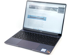 Recensione del Computer portatile Huawei MateBook 13 (2020) versione AMD.