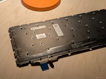 Purtroppo, la nuova tastiera e la batteria sono esclusive del Laptop 13 Pro e sono incompatibili con il Laptop 13.5 originale