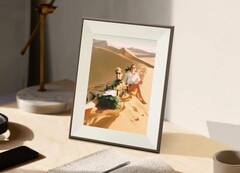 Aura Ink utilizza un pannello e-ink per visualizzare le immagini in modo digitale (fonte: Aura Frames)