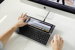 La FICIHP Multifunctional Keyboard è una tastiera esterna con il secondo schermo dello ZenBook Pro Duo. (Fonte: FICIHP)