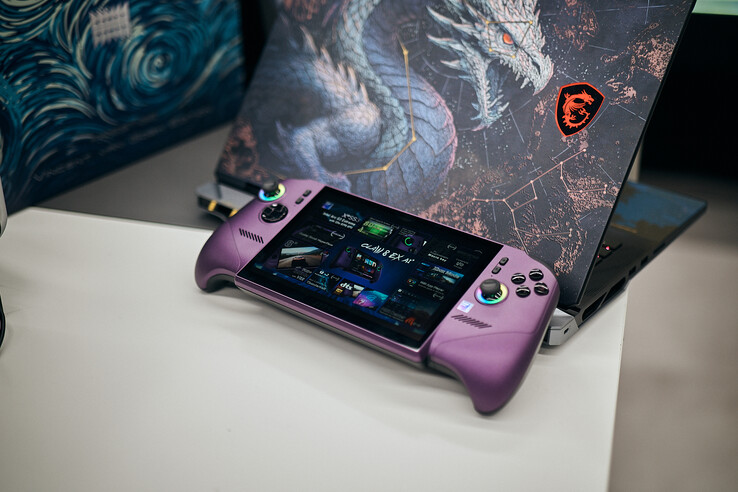 Design MSI Claw 8 EX AI.