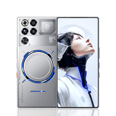 RedMagic 11 Pro white/silver transparent edition (Fonte: Nubia)