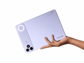 Tablet Blackview ZENO 6 visto dal retro con il suo design a tripla fotocamera