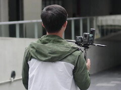 DJI potrebbe preparare un trio di uscite estive, tra cui il tanto vociferato Osmo 360, raffigurato qui al centro. (Fonte immagine: via Igor Bogdanov)