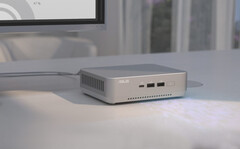 Il NUC 14 Pro Plus è probabilmente il più elegante dei due NUC 14 Pro di ASUS. (Fonte: ASUS)