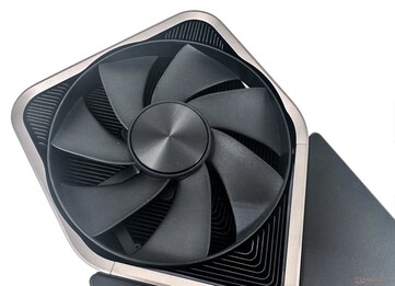 Nvidia GeForce RTX 4080 Founders Edition - Sistema di raffreddamento
