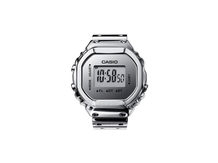 Vista frontale dell’orologio Casio CRW-H001M-8 Smart Ring Watch con display LCD digitale e finitura argento lucido.