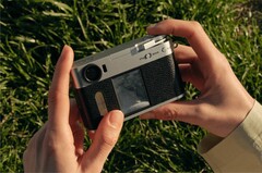 Secondo quanto riferito, la metà di Fujifilm X è un vero successo tra i consumatori. (Fonte: Fujifilm)